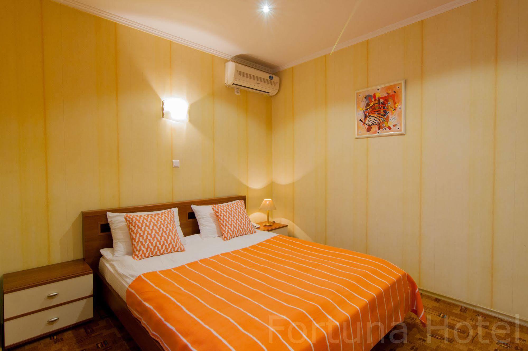 Fortuna Hotel Kişinev Dış mekan fotoğraf